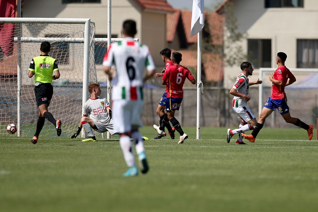 Las mejores postales de la victoria de Palestino Sub 19 sobre Unión Española en Quilín 