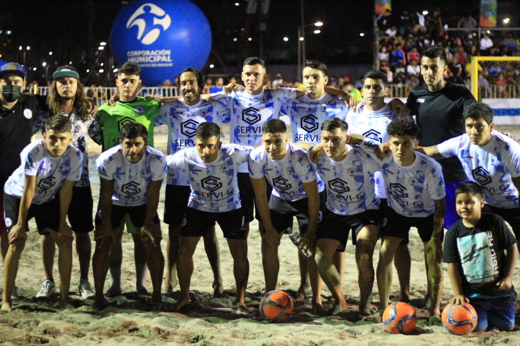 C. M. Alto Hospicio obtuvo el trofeo del Campeonato Fútbol Playa 2021