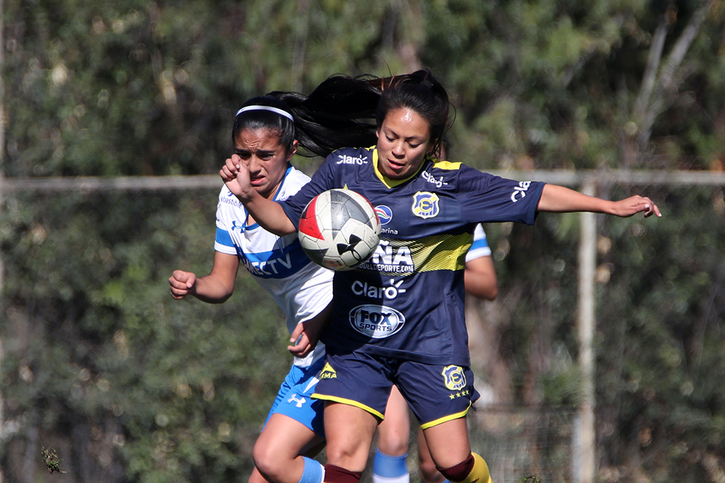 Everton venció a Católica y se mete entre las mejores cuatro del Campeonato Femenino