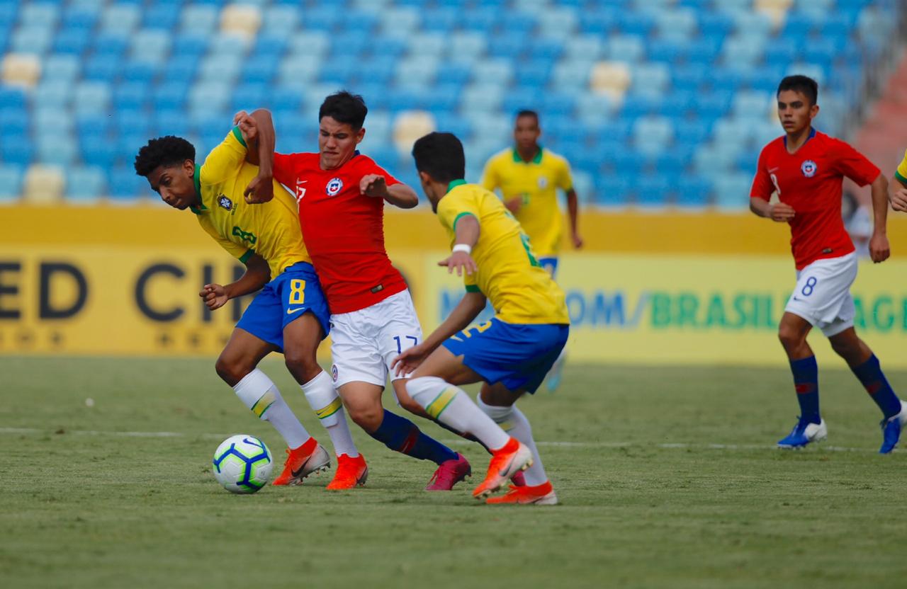 La Roja Sub 17 no pudo ante Brasil en el Olímpico Pedro Ludovico 