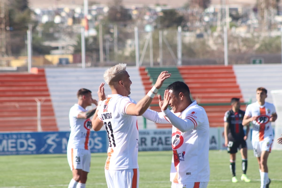 Cobresal superó a Palestino y se acerca puestos de avanzada