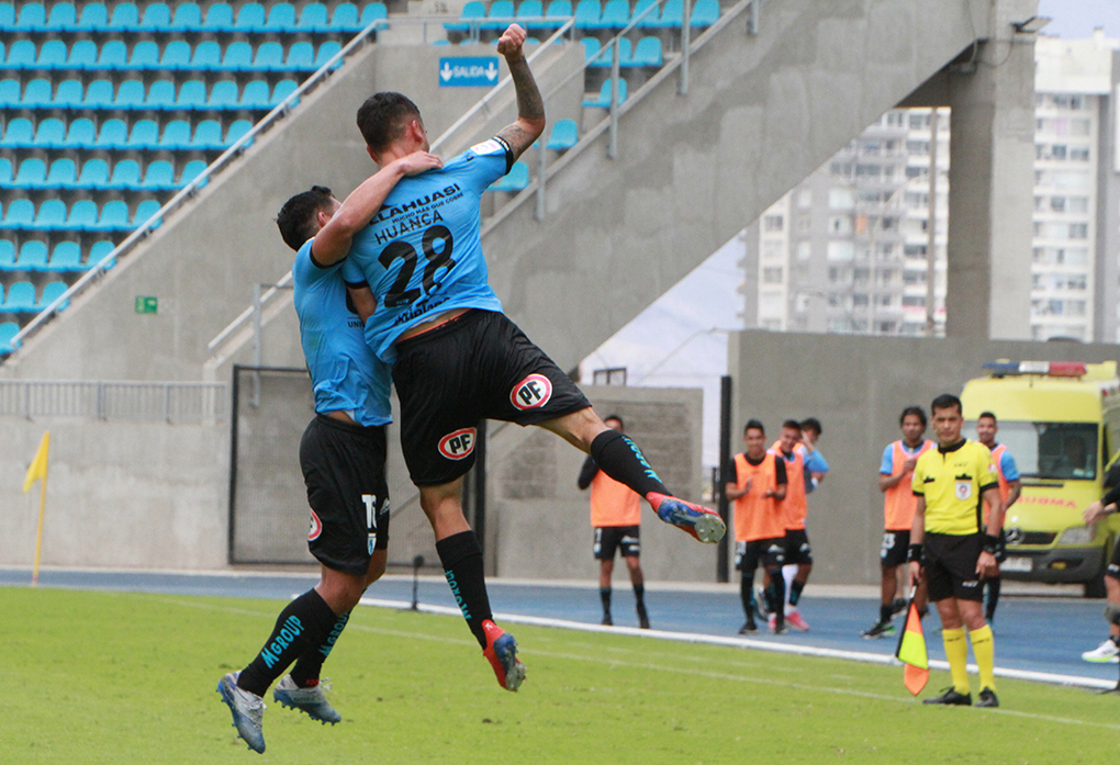 Deportes Iquique derrotó a Deportes La Serena en el Tierra de Campeones