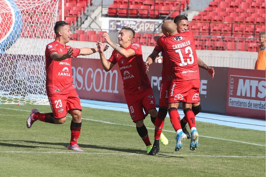 Dos jugadores se suman a Ñublense