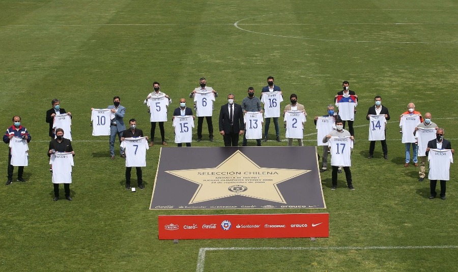 El fútbol chileno homenajeó a La Roja por los 20 años del bronce en los Juegos Olímpicos