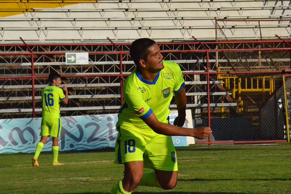 Con goles de Gerson Martínez Colina se queda con los puntos en disputa frente a Linares