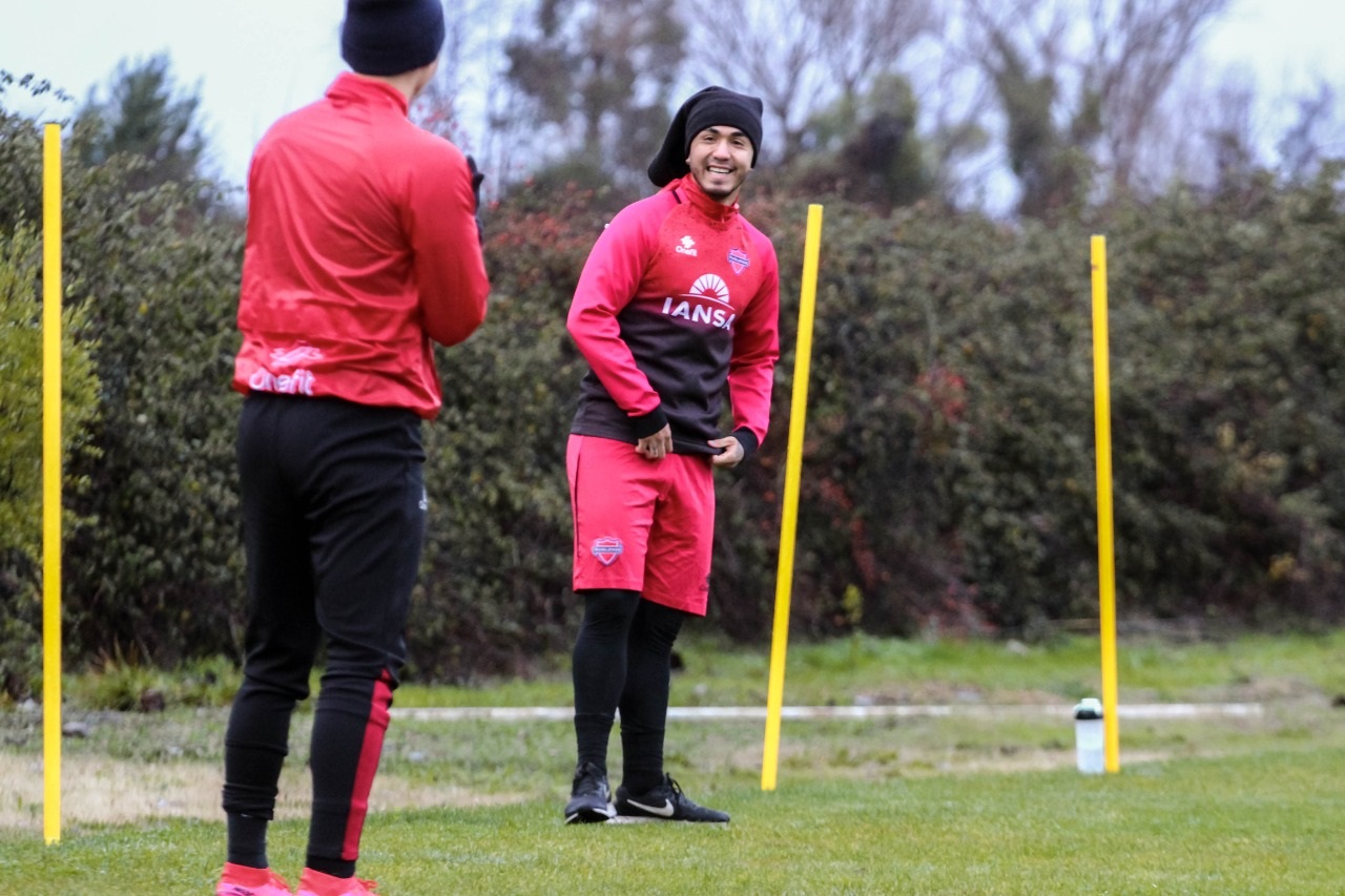 Nozomi Kimura y retorno a los entrenamientos en Ñublense: Esperemos seguir mejorando