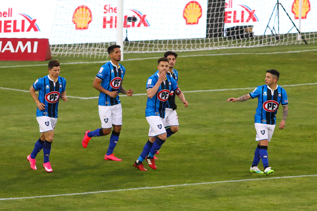 Huachipato vuelve a los triunfos tras ajustada victoria sobre Colo Colo