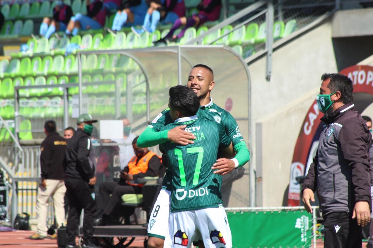 Santiago Wanderers se hace fuerte como local tras imponerse a Deportes Iquique