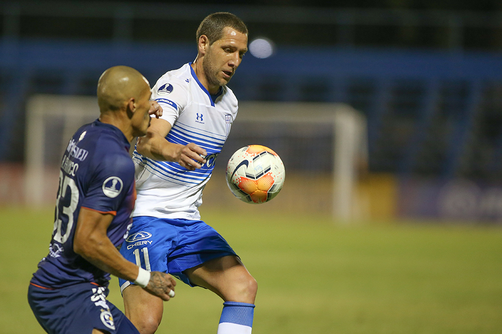  Universidad Católica rescata un empate en su visita a Sol de América