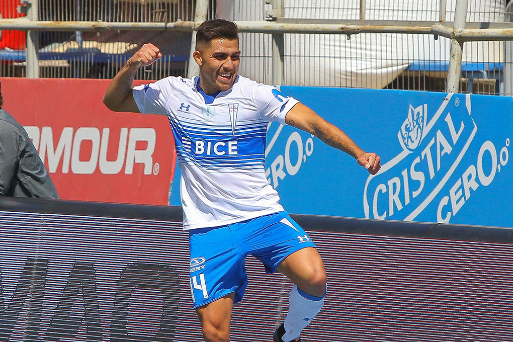 Universidad Católica goleó a la “U” y se quedó con la edición 190 del clásico universitario 