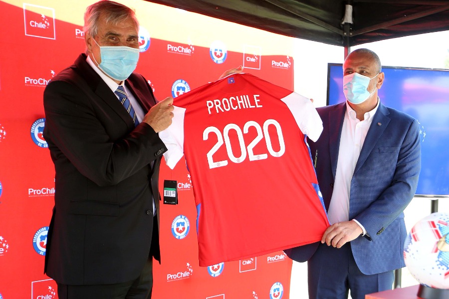 La Roja firma inédito convenio de colaboración con ProChile