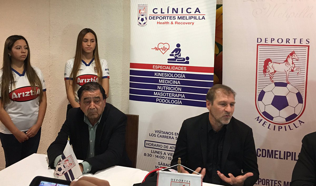 Héctor Adomaitis retorna a la banca de Deportes Melipilla 