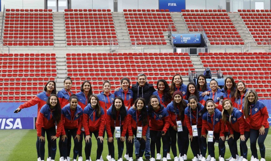 Se Acabo La Espera La Roja Femenina Debuta En Francia 2019 Ante La Poderosa Suecia