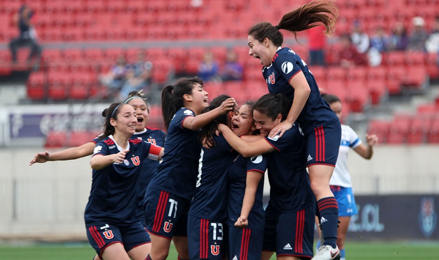 U De Chile Femenino : Universidad De Chile Se Corona ...